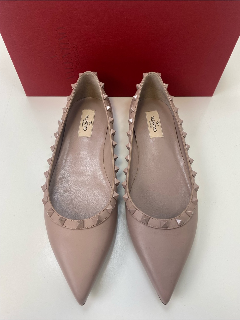 Valentino Garavani Poudre Pointed-Toe Ballet Flats
